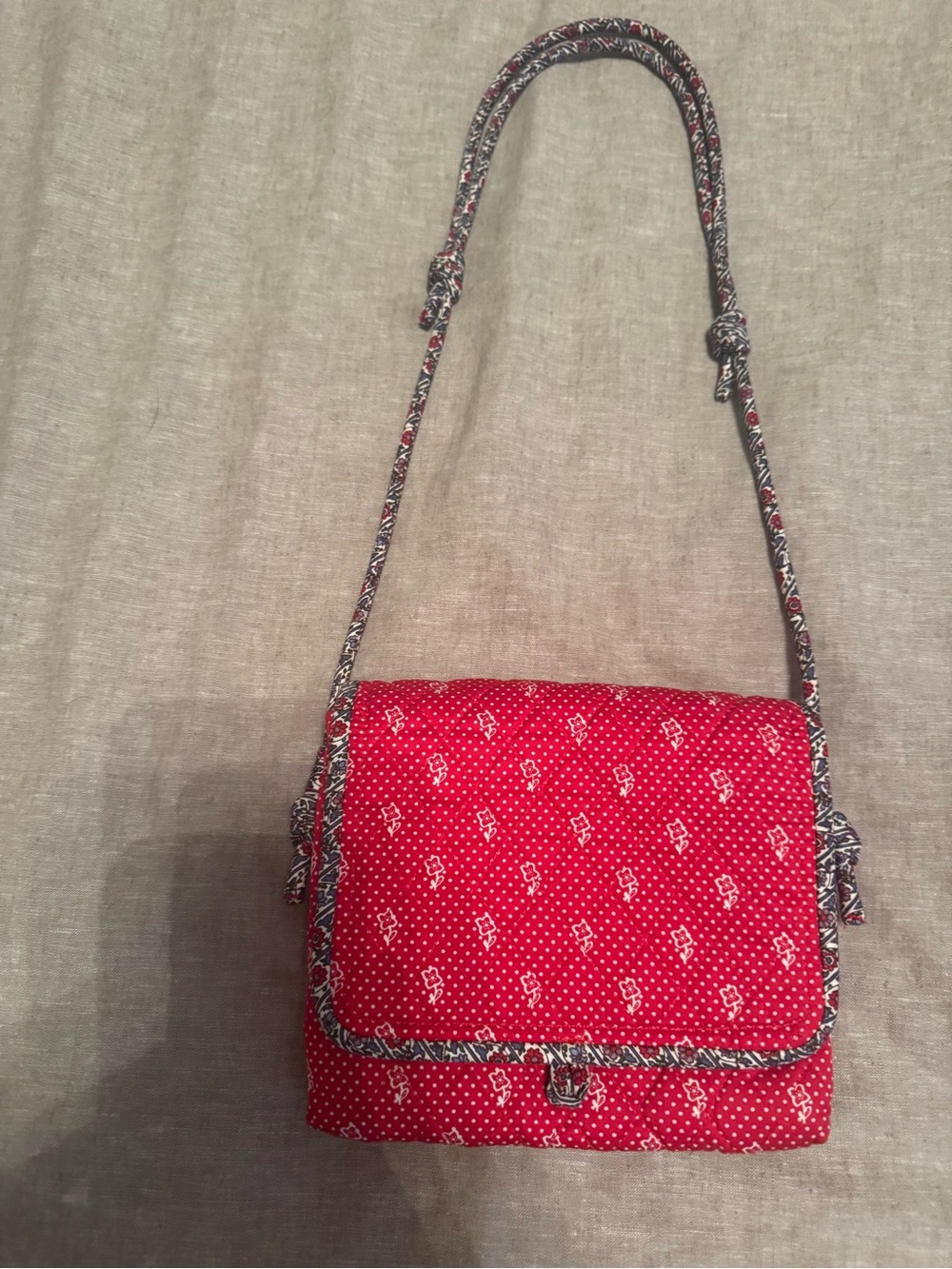 Vera Bradley Baird Hipster In Red Multi Dotty Floral Pattern-2024